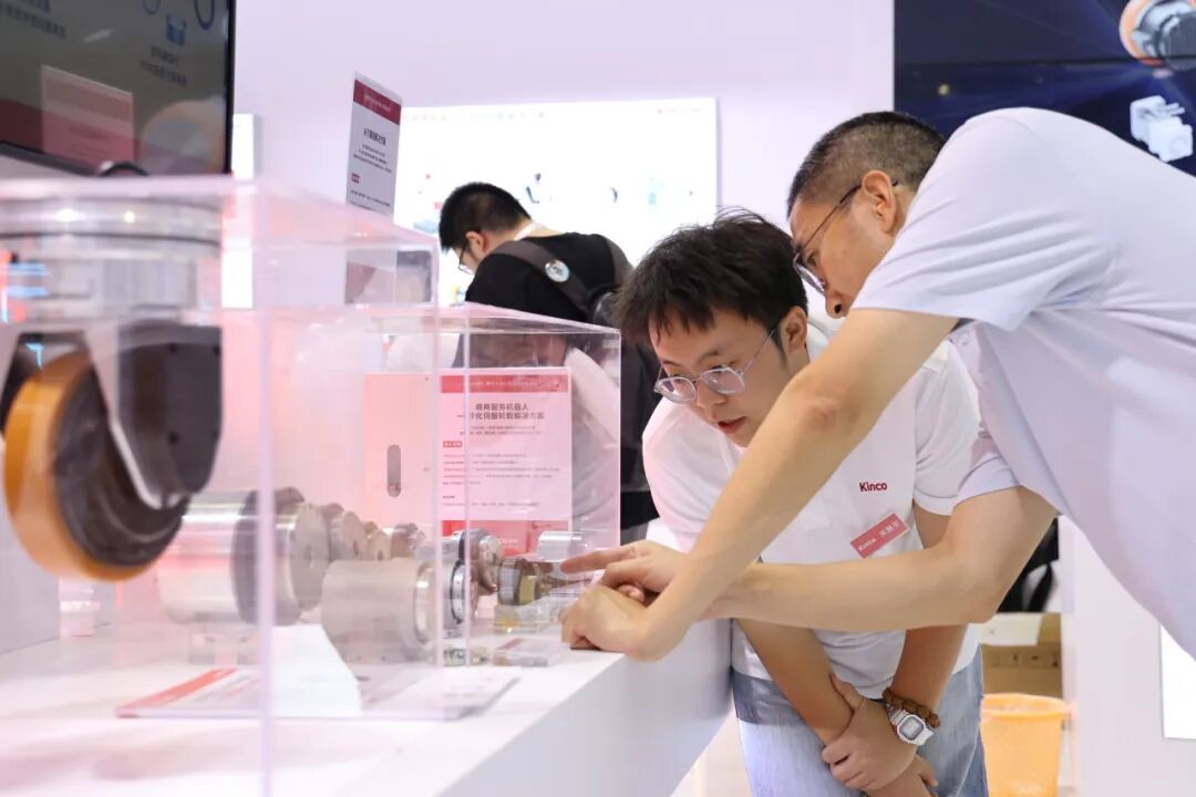 步科具身智能机器人核心零部件解决方案亮相工博会