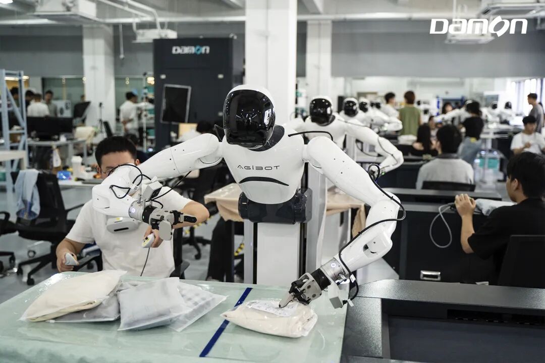 德马科技联合智元、优必选等机器人公司共建“浙北数源空间”——以高质量数据驱动“垂类具身智能”行稳致远