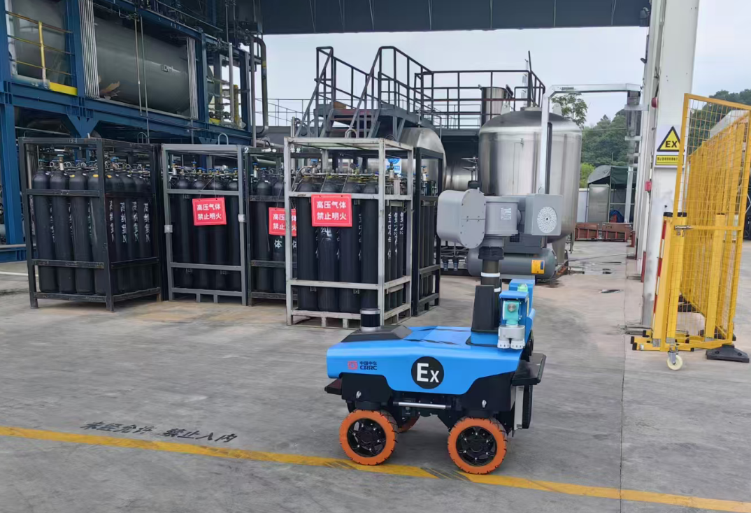 数智赋能制氢 筑牢安全根基丨国自防爆智能巡检机器人为制氢厂站安全保驾护航