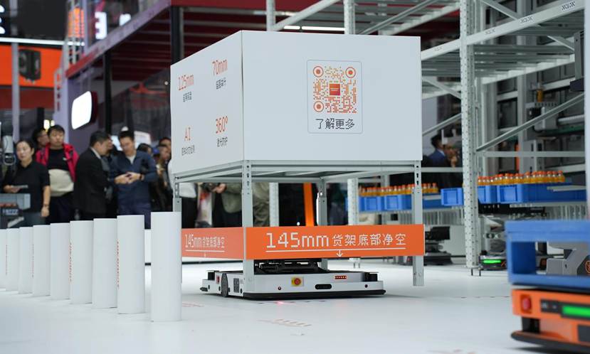 一张从全智全能到开放生态的蓝图，正在海康机器人CeMAT展台“皆”晓